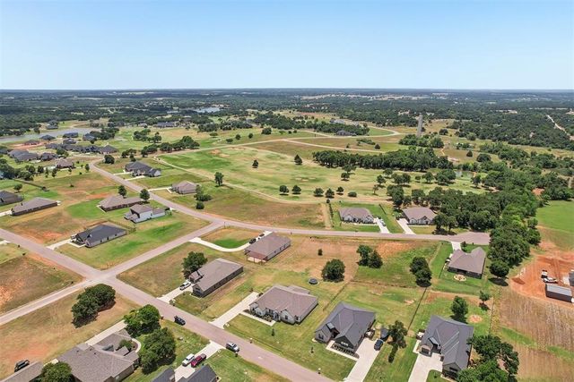 2249 Jackson Lane, Blanchard, OK 73010