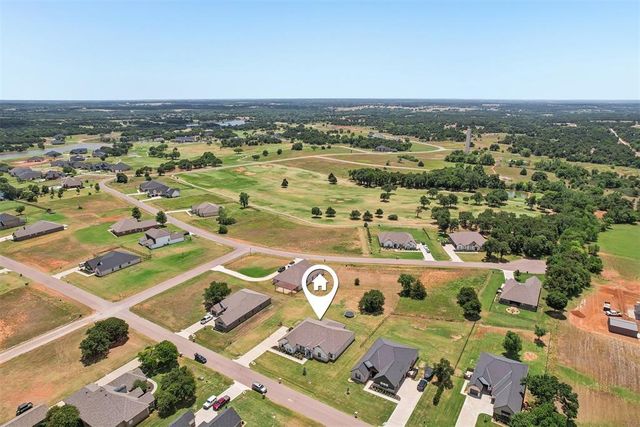2249 Jackson Lane, Blanchard, OK 73010