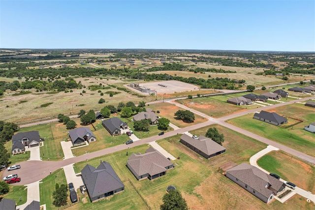 2249 Jackson Lane, Blanchard, OK 73010