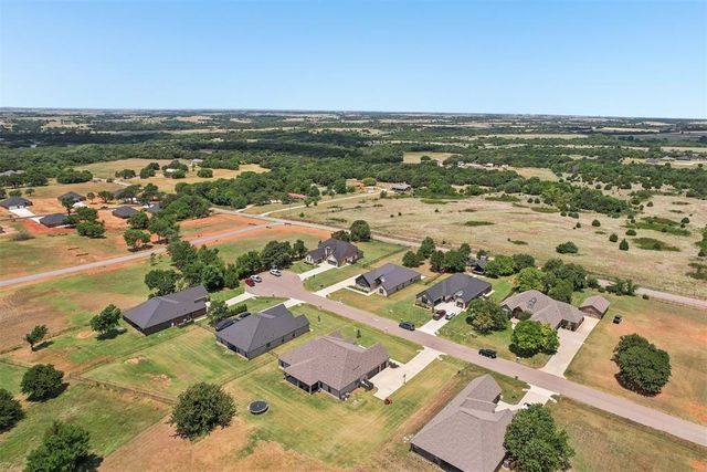 2249 Jackson Lane, Blanchard, OK 73010