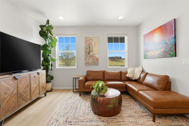 8059 Monte Vista Circle, Littleton, CO 80125