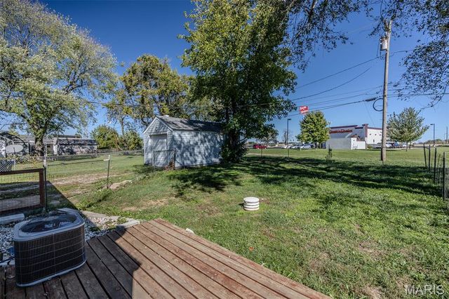 1161 Enfield Drive, Lebanon, MO 65536