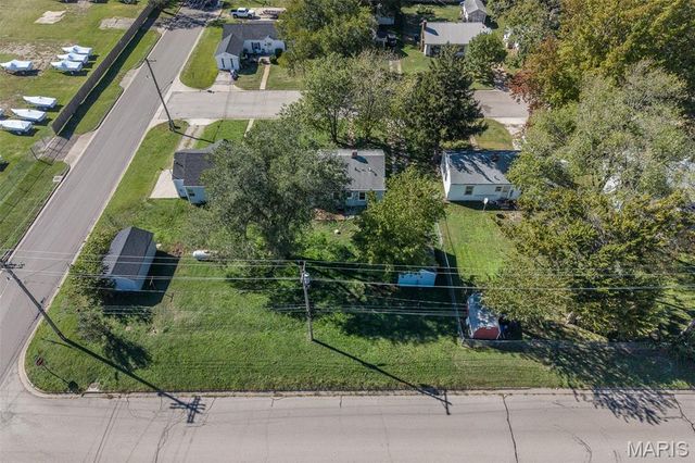 1161 Enfield Drive, Lebanon, MO 65536