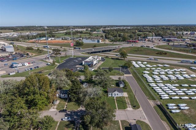 1161 Enfield Drive, Lebanon, MO 65536