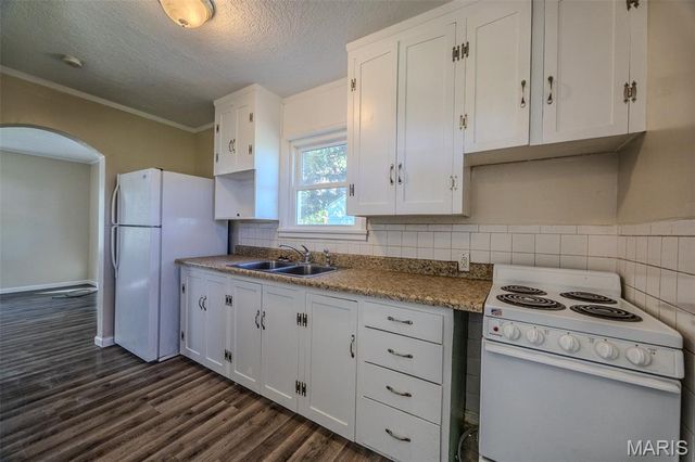 1161 Enfield Drive, Lebanon, MO 65536