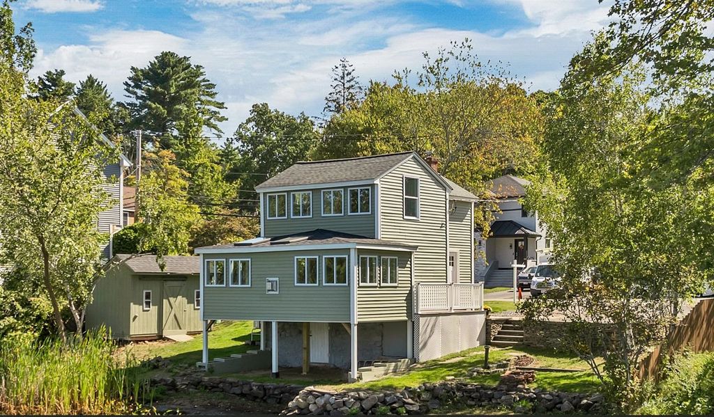 85 Shadow Lake Road, Salem, NH 03079