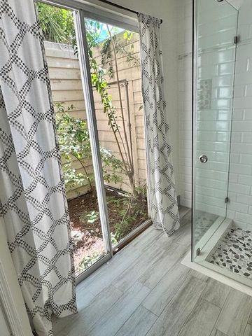 1050 Aviary Road Road, Wellington, FL 33414