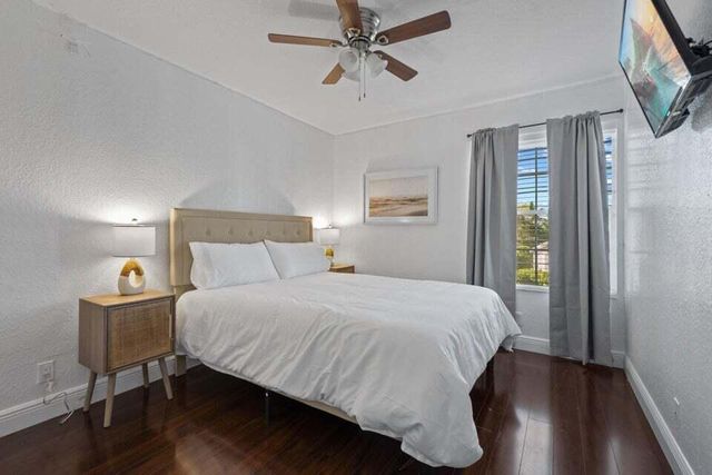 1050 Aviary Road Road, Wellington, FL 33414