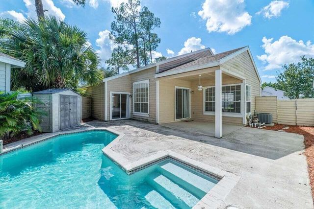 1050 Aviary Road Road, Wellington, FL 33414