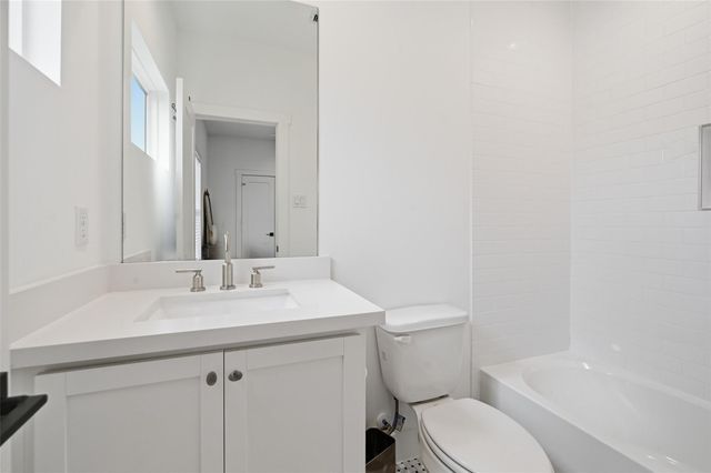 510 E 28th Street, Houston, TX 77008