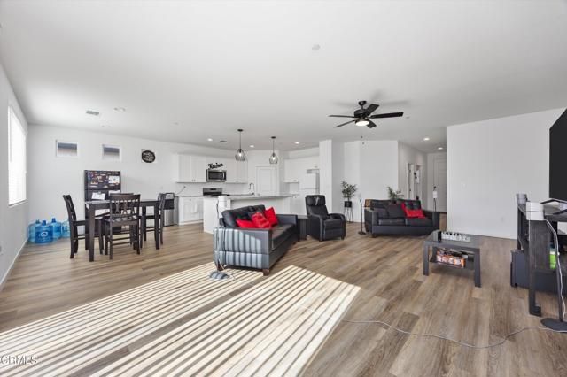 7811 Cuyama River Street, Bakersfield, CA 93311