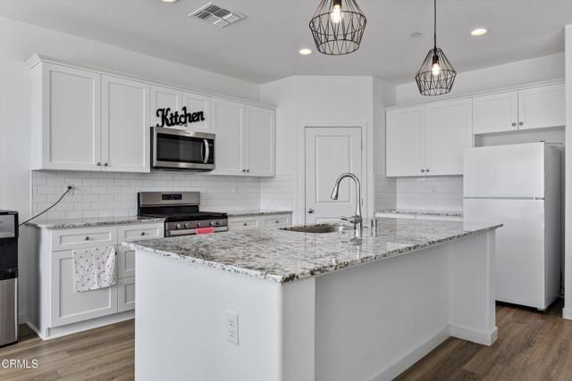 7811 Cuyama River Street, Bakersfield, CA 93311