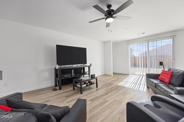 7811 Cuyama River Street, Bakersfield, CA 93311