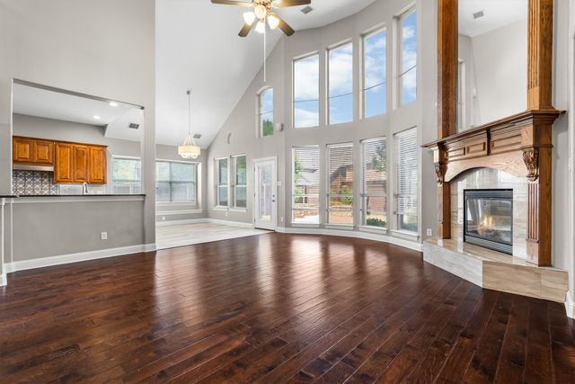8381 Fullerton Street, Lantana, TX 76226