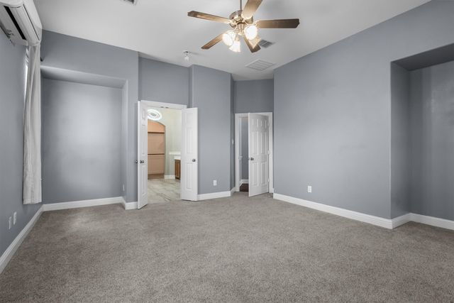 8381 Fullerton Street, Lantana, TX 76226