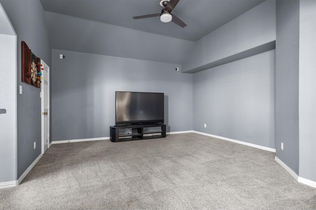 8381 Fullerton Street, Lantana, TX 76226