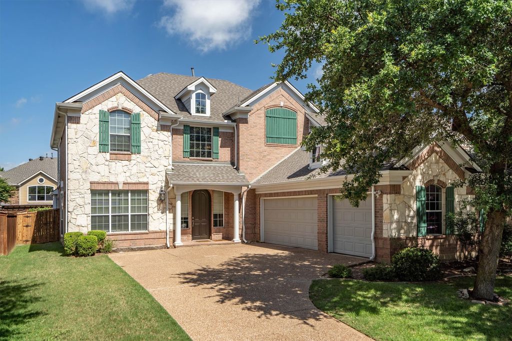 8381 Fullerton Street, Lantana, TX 76226
