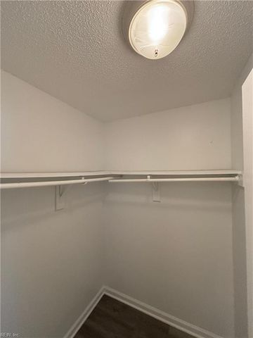 572 Candle Ln Apt 302, Newport News, VA 23608