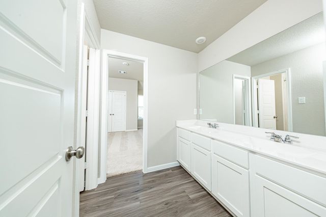 1877 Glacier Gorge Trail, Dayton, TX 77535