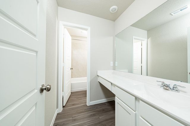 1877 Glacier Gorge Trail, Dayton, TX 77535