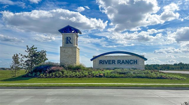 1877 Glacier Gorge Trail, Dayton, TX 77535