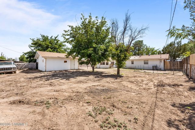 5850 Garcia Drive, Dona Ana, NM 88032