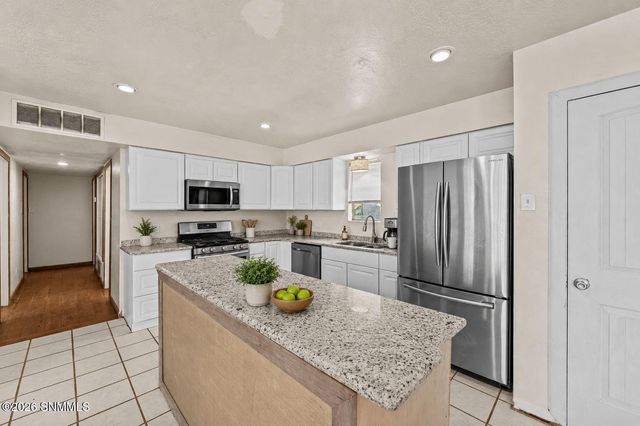5850 Garcia Drive, Dona Ana, NM 88032