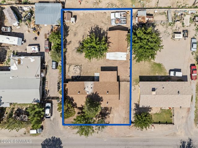5850 Garcia Drive, Dona Ana, NM 88032