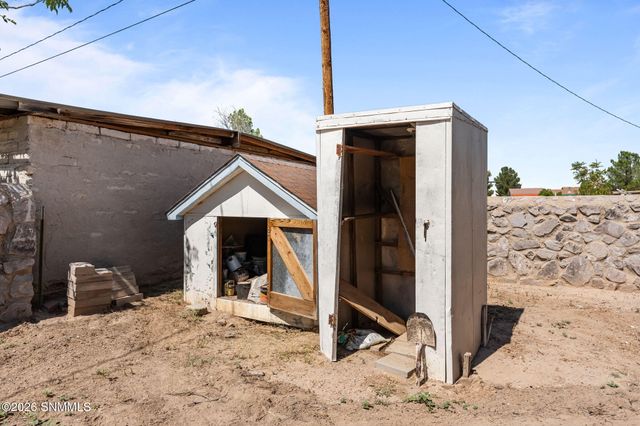 5850 Garcia Drive, Dona Ana, NM 88032