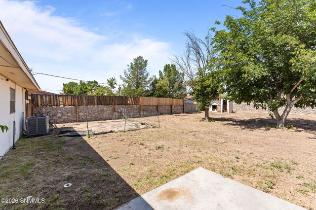 5850 Garcia Drive, Dona Ana, NM 88032
