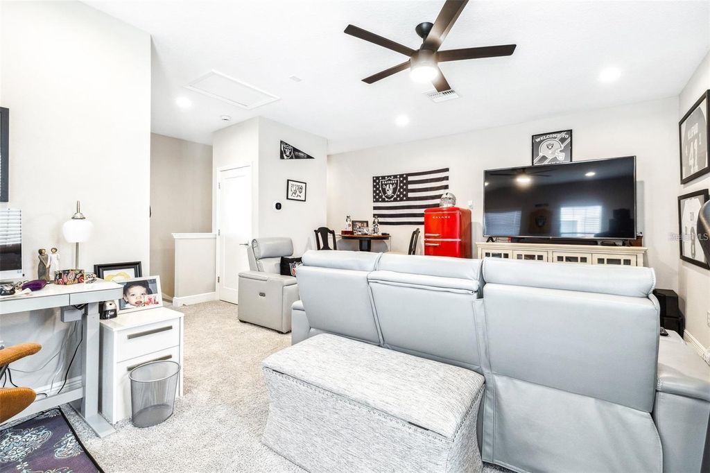 Image 17 of property listing at 13871 HEARTWOOD WAY, Parrish, FL 34219