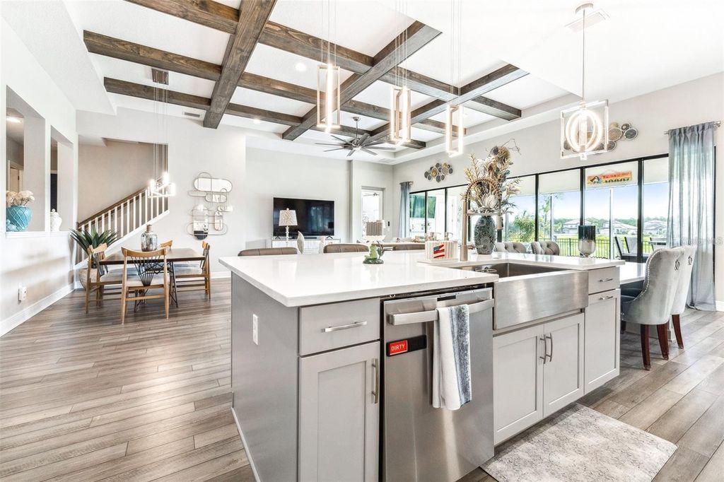 Image 4 of property listing at 13871 HEARTWOOD WAY, Parrish, FL 34219