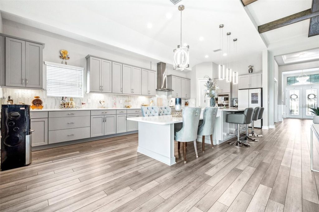 Image 9 of property listing at 13871 HEARTWOOD WAY, Parrish, FL 34219