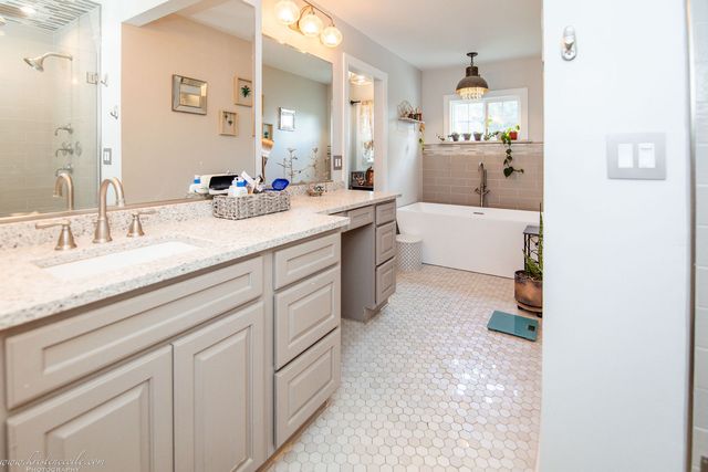 936 W Corning Road, Beecher, IL 60401