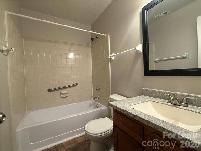8317 Summerglen Circle, Charlotte, NC 28227