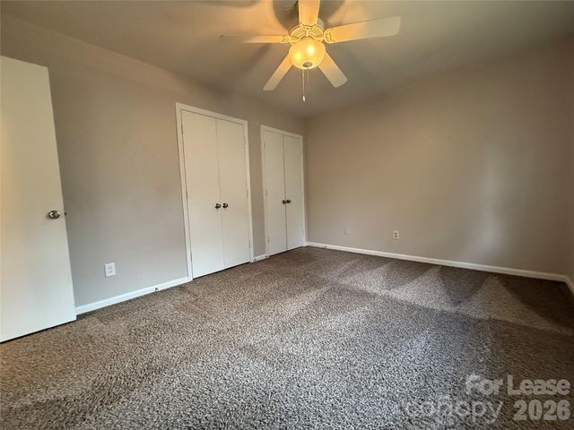 8317 Summerglen Circle, Charlotte, NC 28227
