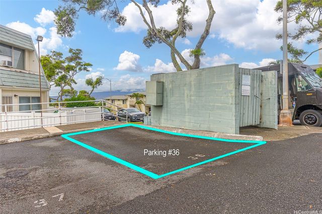 98-715 Kaonohi Street 26, Aiea, HI 96701