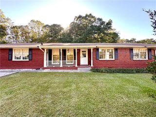 315 Greenwood NW Drive, Lilburn, GA 30047