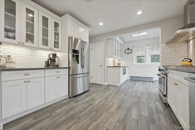 66 Primrose Avenue, Floral Park, NY 11001