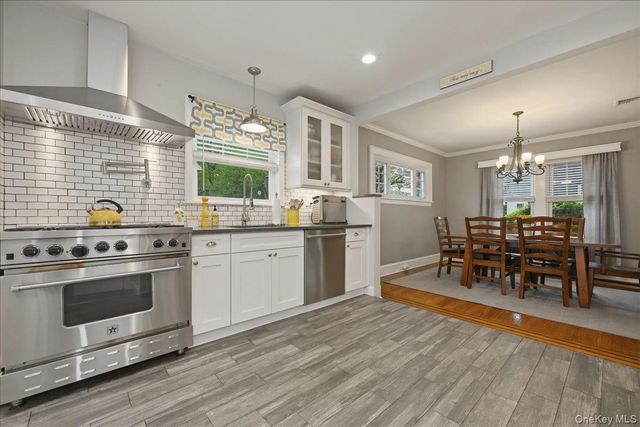 66 Primrose Avenue, Floral Park, NY 11001
