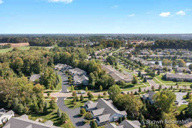 8105 Amber Crest Drive SW, Byron Center, MI 49315