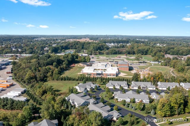 8105 Amber Crest Drive SW, Byron Center, MI 49315