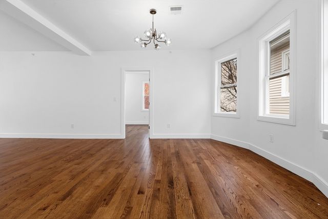 73 Romsey St 3, Boston, MA 02125