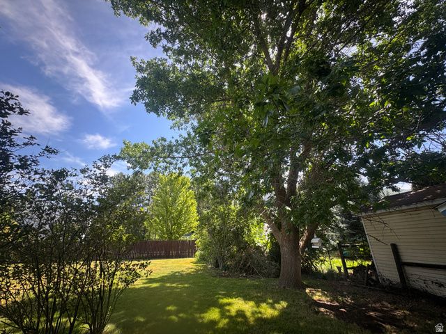 2425 E VIEW DR, South Weber, UT 84405