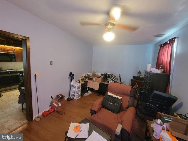 250 VILLAGE DR, Lebanon, PA 17042