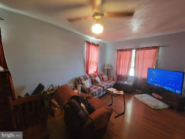 250 VILLAGE DR, Lebanon, PA 17042