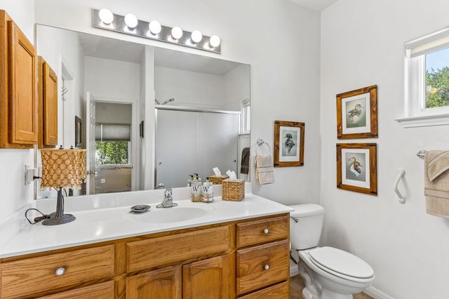 1 Rock Hollow CIR, Wimberley, TX 78676