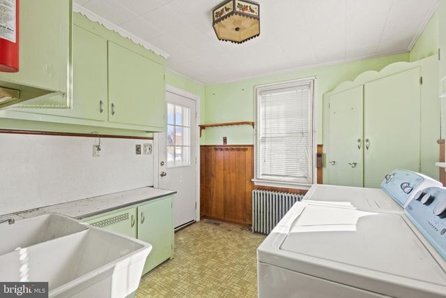 374 SANDALWOOD AVE, Hamilton, NJ 08619