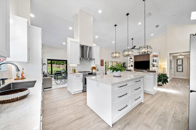 2845 NW 42nd Street, Boca Raton, FL 33434