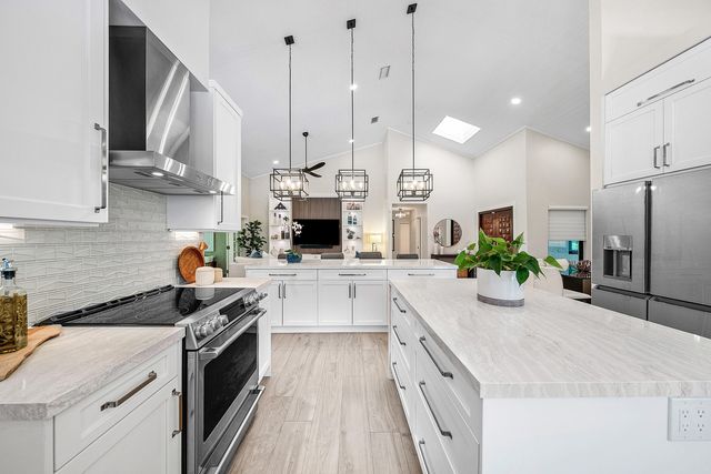 2845 NW 42nd Street, Boca Raton, FL 33434